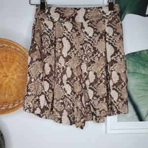 H&M Snake Print Shorts Festival Wear Animal Printed Dressy Casual Boho Festival
